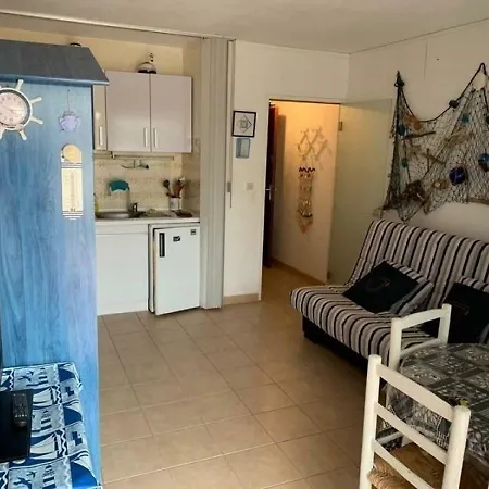 Apartment Saint Clair 21 *